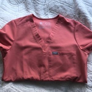 Women’s Coral Figs Scrub Top. Like brand new!